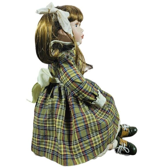 Yesterday's Child The Boyds Collection Olivia Doll Plaid Dress Porcelain Face - Picture 6 of 11